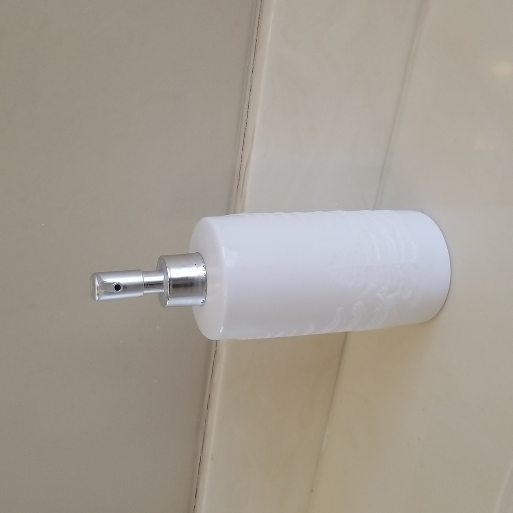 Hand Soap Pump/Dispenser - Picture 5 of 7